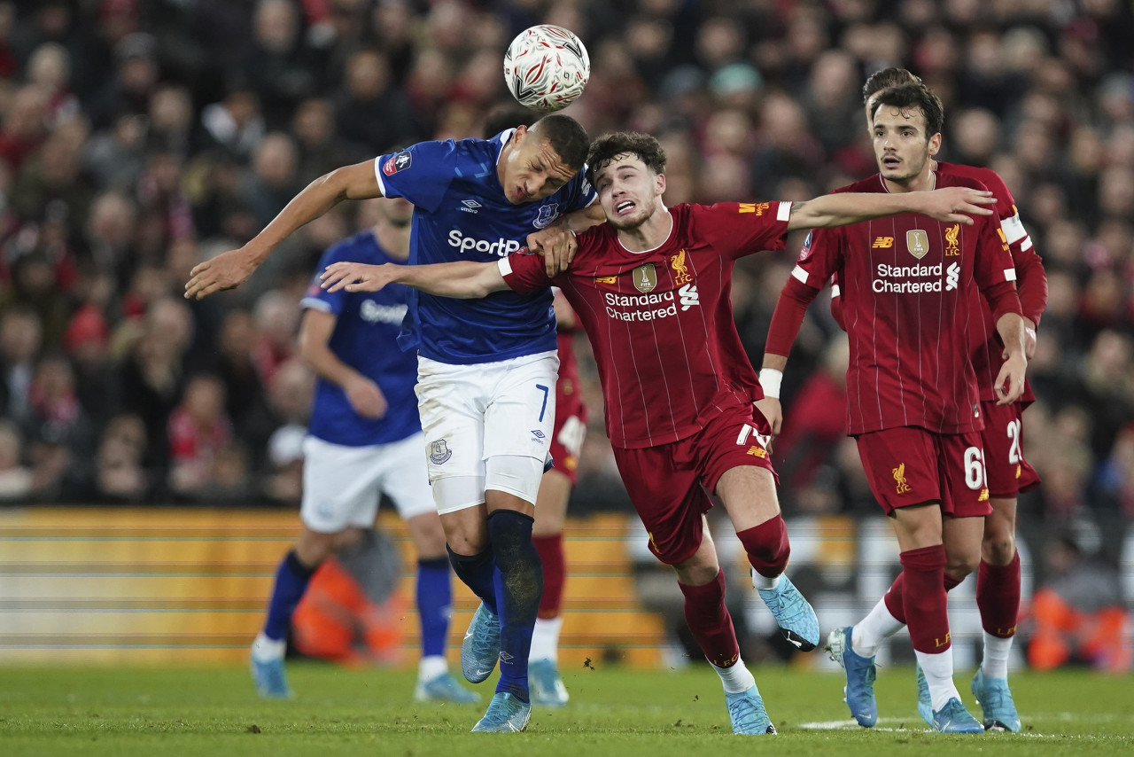 CBA比赛精彩瞬间：深圳队绝杀广东,