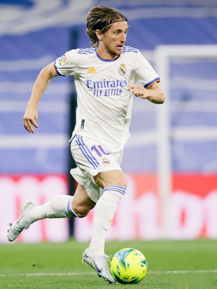 NBA菜鸟观察站：最佳争夺渐成三足鼎立之势，小角色主宰大舞台