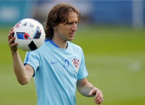 北京时间12月10日凌晨04：00，2025-26赛季欧冠联赛阶段第6轮。