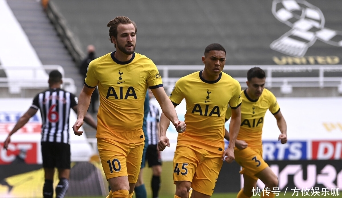 荷兰vs立陶宛：范戴克、德利赫特、哈维-西蒙斯首发